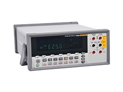 Fluke 8808A 数字万用表 Fluke 8808A 数字万用表
